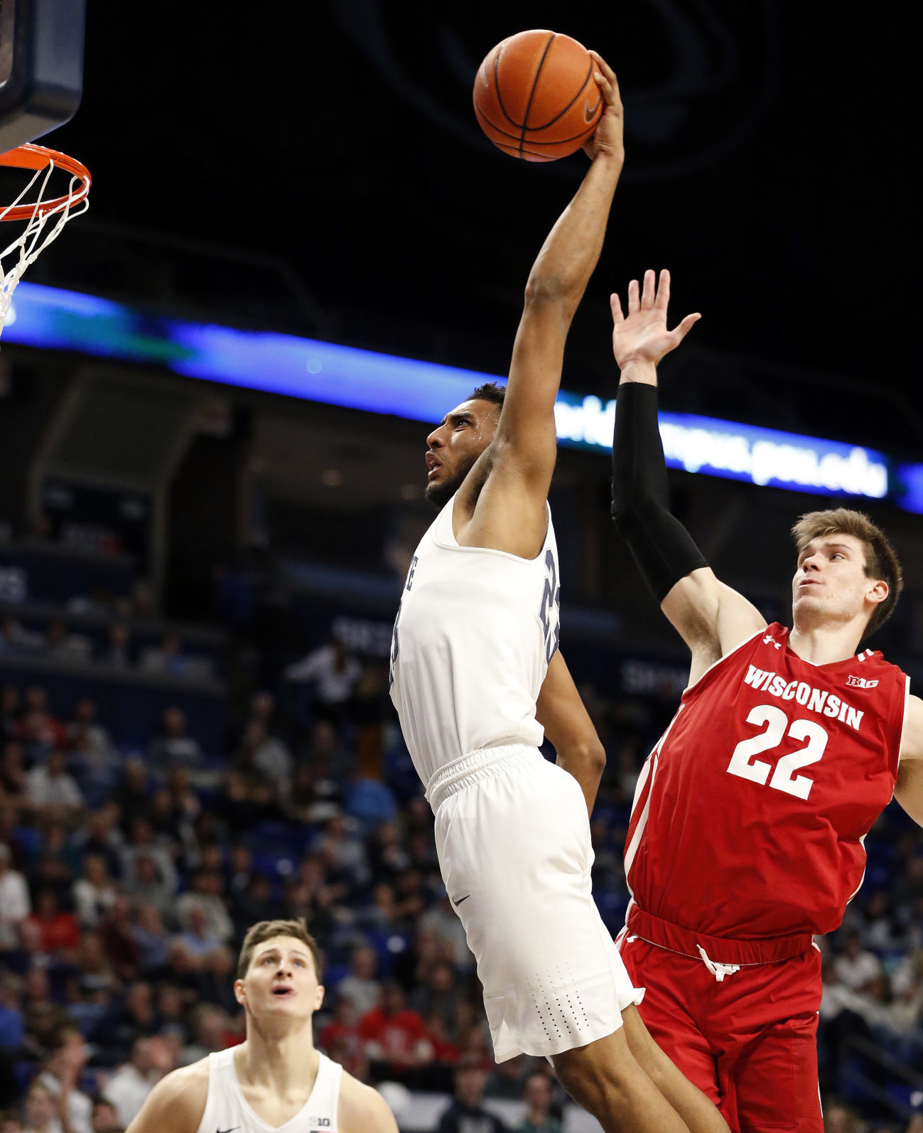 Badgers 71, Nittany Lions 52